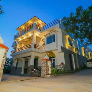 The Lavit Malhar Inn. *** Udaipur