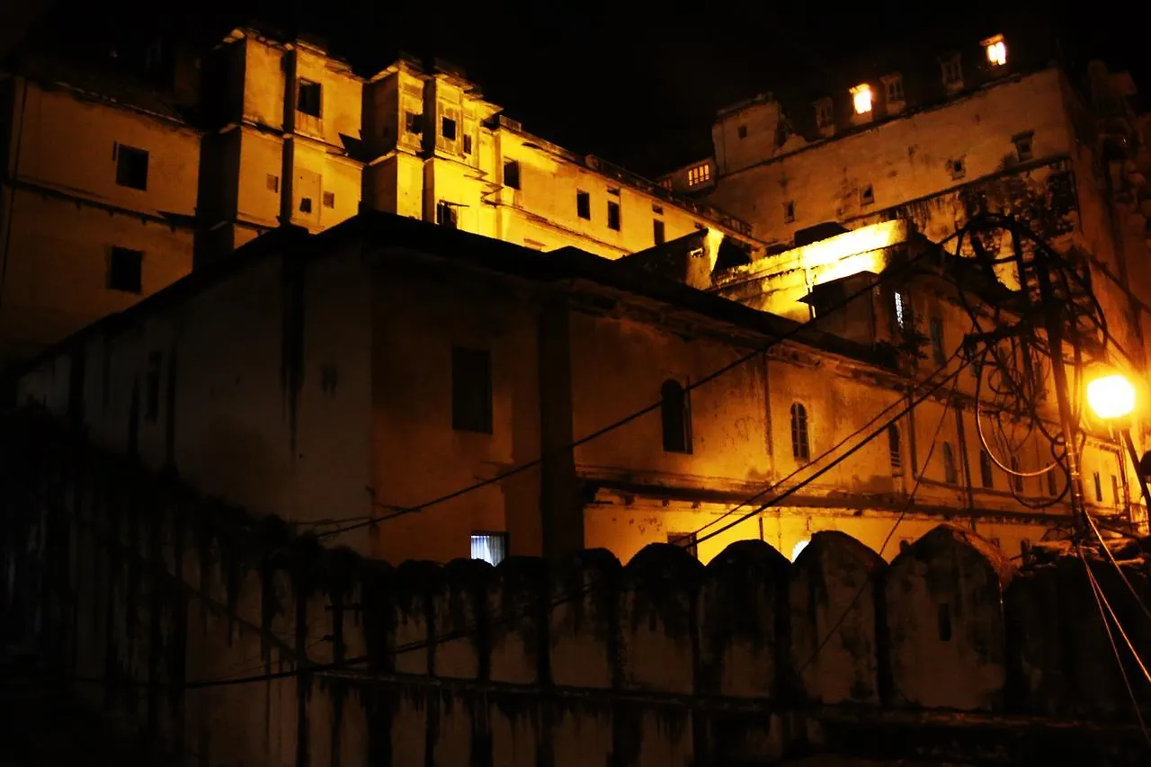 Gypsy Child Lake Hostel Udaipur India